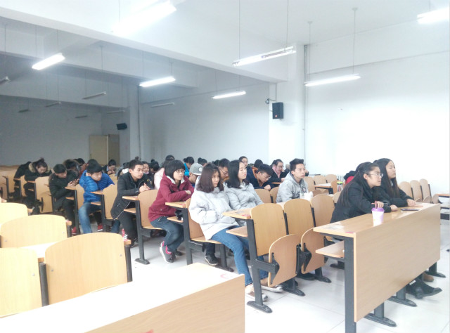 【社团快讯】爱心社和“我爱我”心理社举办时光论坛活动