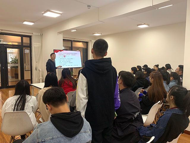 【完满班级】七十载辉煌 今朝如你所愿——艺术传媒学院视觉（专升）1805班“神州奋起 国家繁荣”中华人民共和国成立七十周年知识竞赛