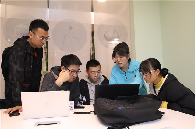 展现记者风采 传递校媒能量——大数据学院、信息工程学院记者交流座谈会