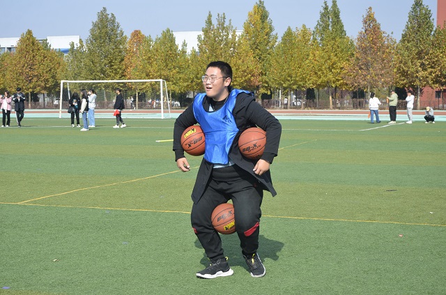 展现体育魅力 耀眼淬炼光芒——淬炼·国际商学院第九届阳光行走挑战赛