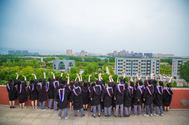 【完满班级】缘分从偶然间开始 情谊因离别时更浓——艺术传媒学院2014级毕业生6月完满班级主题活动