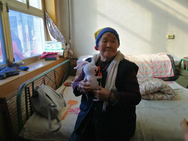 【完满班级】益行暖人心 温情递万家——环科系资环1601班举办暖心之行完满班级活动