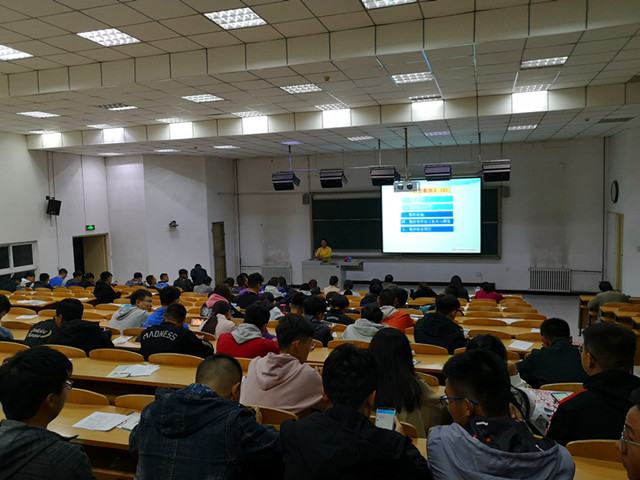 走进数控 享受生活——智能工程学院开展“走进数控”学术讲座