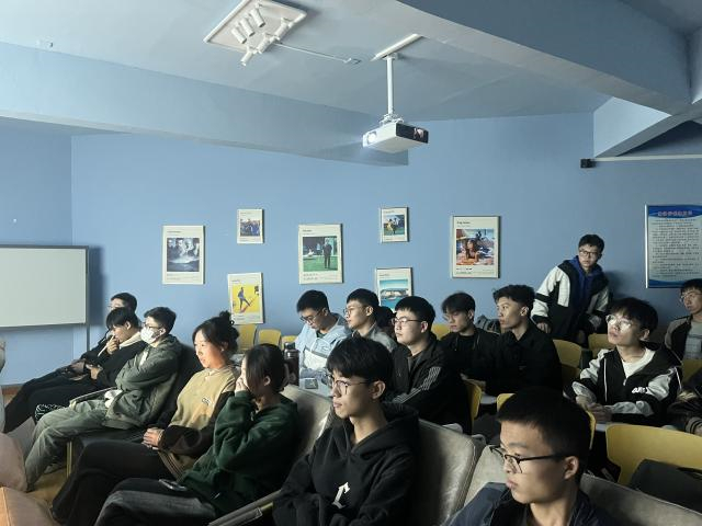 团结为舟 奋斗为桨——智能工程学院十一月完满团支部活动集锦(一)