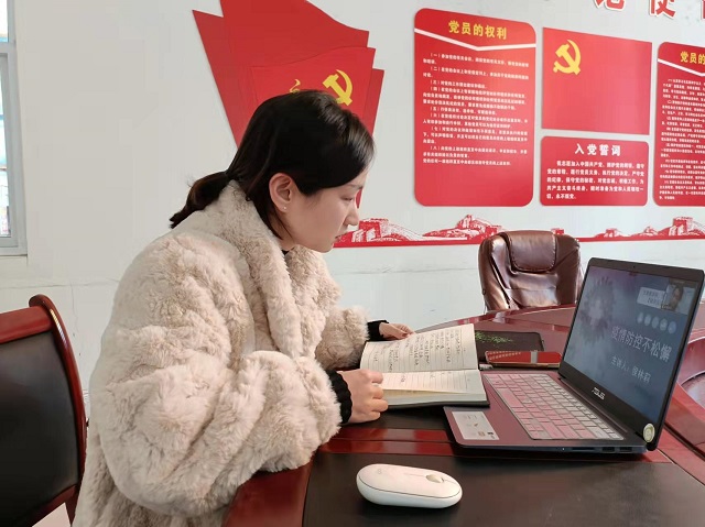 【辅导员说完满】疫情防控不松懈——大数据学院、信息工程学院物联网2021级“辅导员说完满”专题活动