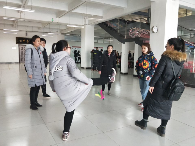 【完满班级】乐趣青春  玩味无限——淬炼商学院三月举办完满班级主题活动（十五）