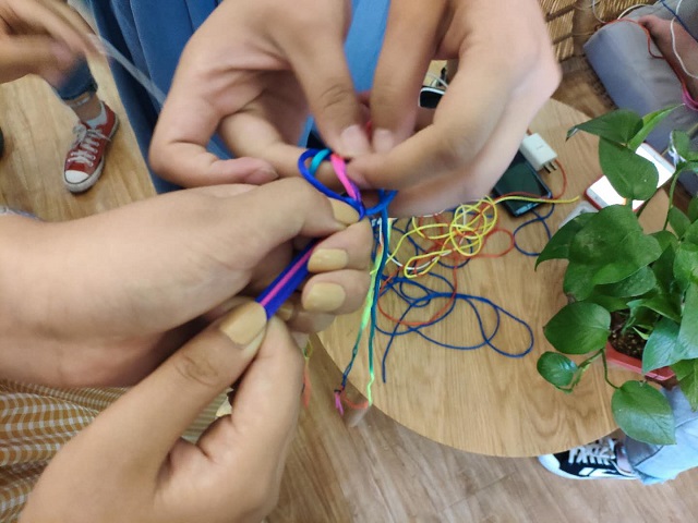 【完满班级】五彩小绳 无尽相思——远景1806班级完满班级活动