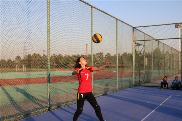 闪光的信院第196期：唯有勇气和坚持不可辜负——王欢