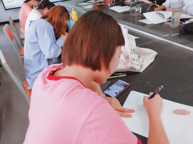 【完满班级】艺术视界 创意风采——艺术传媒学院视觉1704班举办完满班级活动