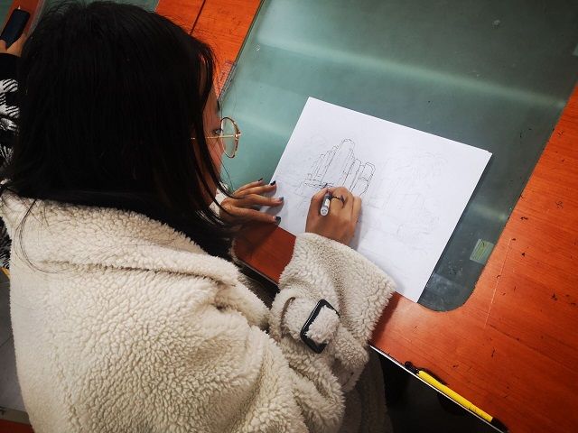 【完满班级】手绘原画 艺术魅力——环设1804班手绘设计制作公益活动