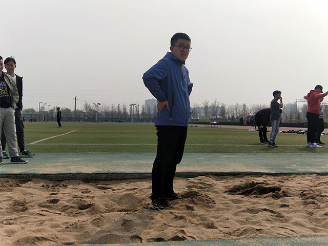 【完满班级】“一跃千里 跳出自我” ——艺术传媒学院环设1701班跳远比赛完满班级活动