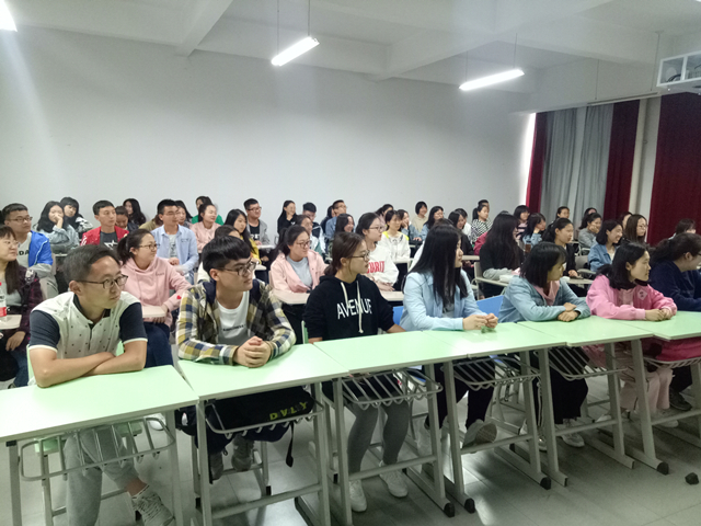 【完满班级】回味青春 感悟成长——淬炼商学院四月完满班级主题活动（三十五）