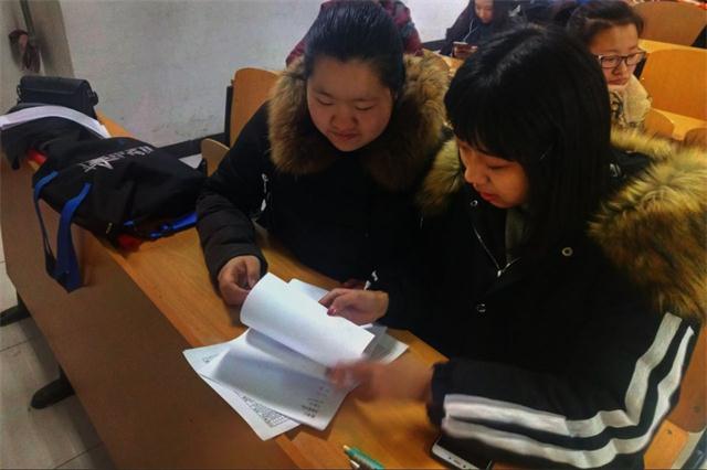【社团快讯】群英荟萃知识竞技 共享答辩盛宴 ——考研与就业协会举办“天文地理 等你来答”知识竞赛活动