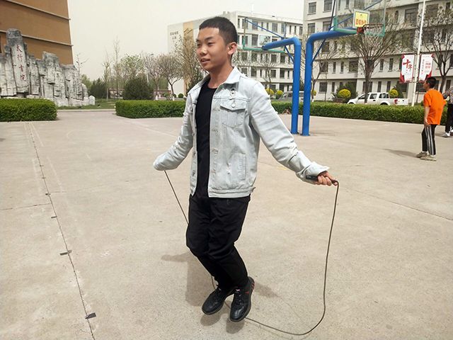 【完满班级】加强体育运动 强健个人体魄——艺术传媒学院动画1801班举办跳绳比赛活动