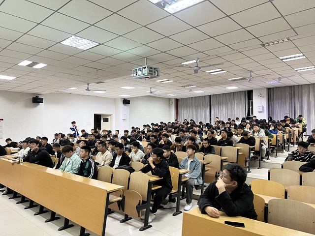 【辅导员说完满】打开心扉 拥抱未来——智能工程学院2023级辅导员说完满活动