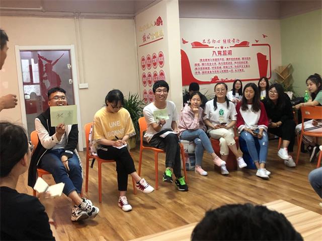 【完满班级】“畅”响青春歌唱比拼——数字1802班完满班级活动