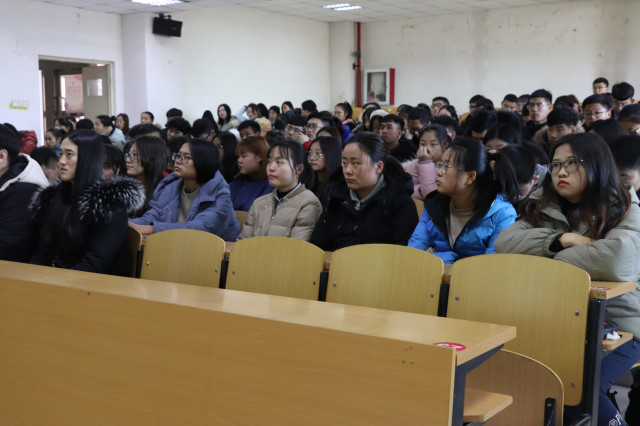 【辅导员说完满】劝少年韶华莫辜负 做珍惜美好之人