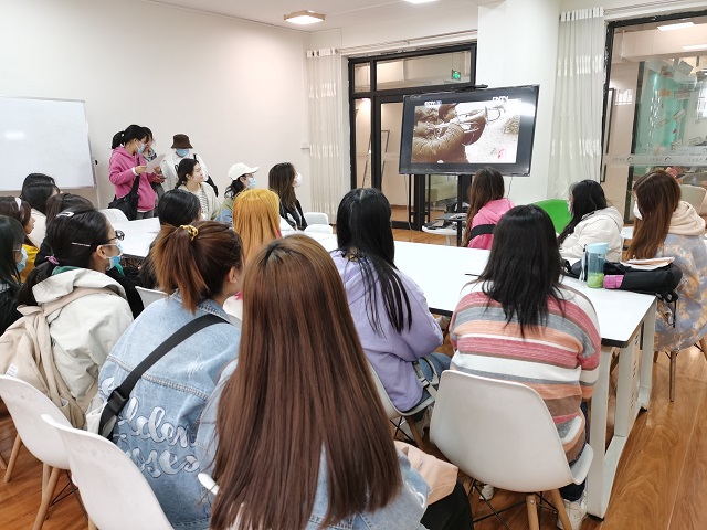 【完满班级】传承革命精神 坚定理想信念 争做合格党员——淬炼商学院会计1808班完满班级活动