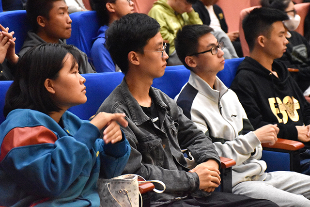 全生异科导师制启程护航 助力学生全面发展——大数据学院、信息工程学院全生异科导师见面会