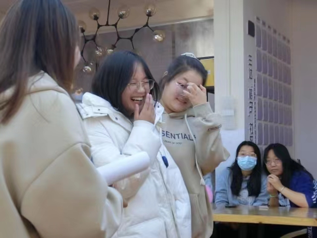 【完满班级】乡音音异乡 方言言共情——淬炼·国际商学院财务2204班完满班级活动