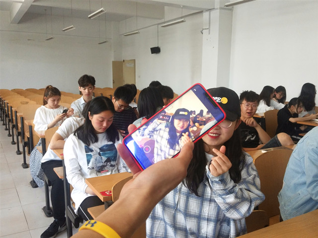 【完满班级】“大声说出521”爱心活动——数字1701班完满班级活动