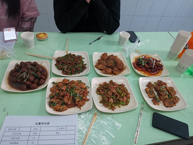 【缤纷百团】代码+美食 开启“缤纷夏日”