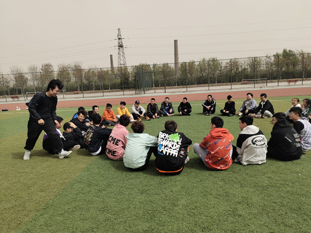 【完满班级】展青春 现活力——智能工程学院电子2001班完满班级活动