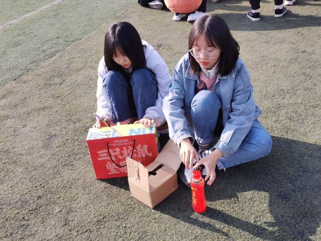 【完满班级】变废为宝 点石成金——艺术传媒学院动画2002班主题活动