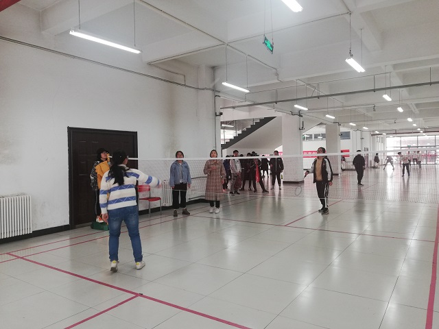 【完满班级】青春飞扬 羽动人生——食品与环境学院动医1801班完满班级活动