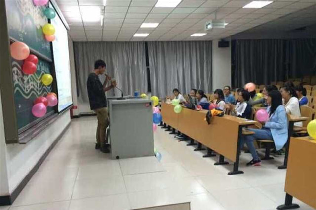 【完满班级】倾听你的歌声 唱出我的心声——淬炼商学院“艺”动青春主题活动(八)