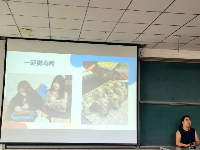【辅导员说完满】以C位交流为基 奠日新月异班貌——经济与管理学院2021级辅导员说完满活动