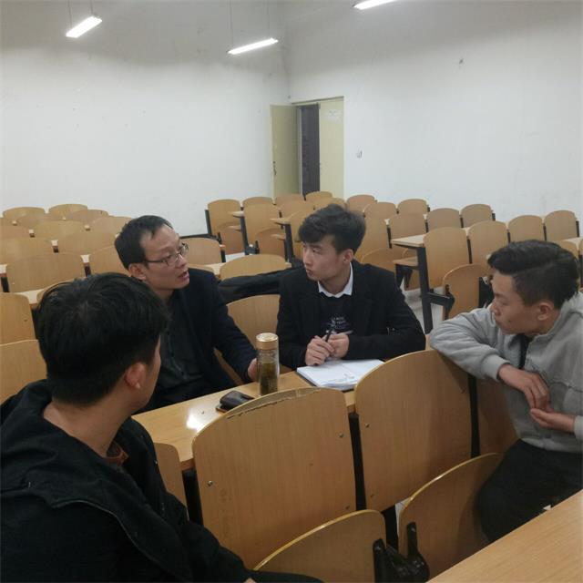 一点一线勾勒 成面成体展现——环科系举办B类社团发展研讨会