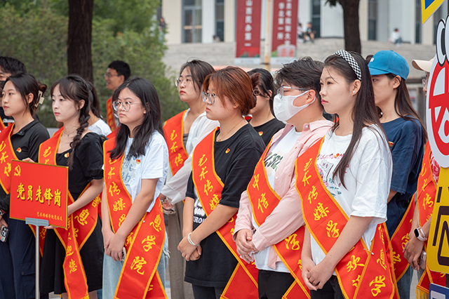 【迎新纪实】开学日 来一场Citywalk