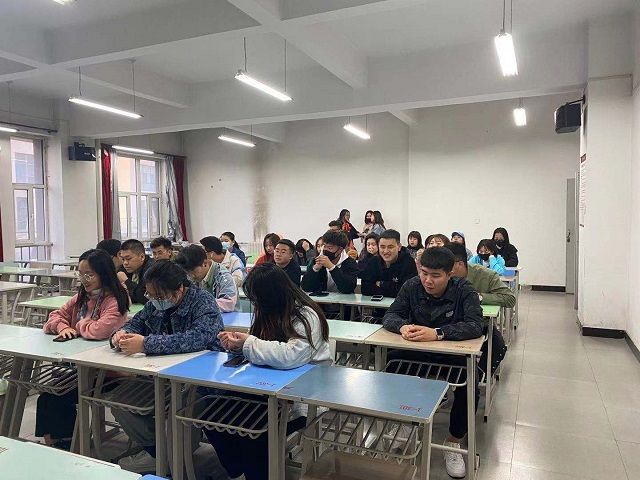 【完满班级】不忘初心跟党走 牢记使命献爱心  ——艺术传媒学院2020级视觉2005班完满班级活动