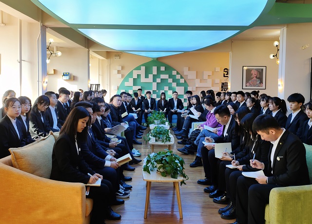 完满教育各有关单位相继召开2020-2021学年第一学期总结座谈会