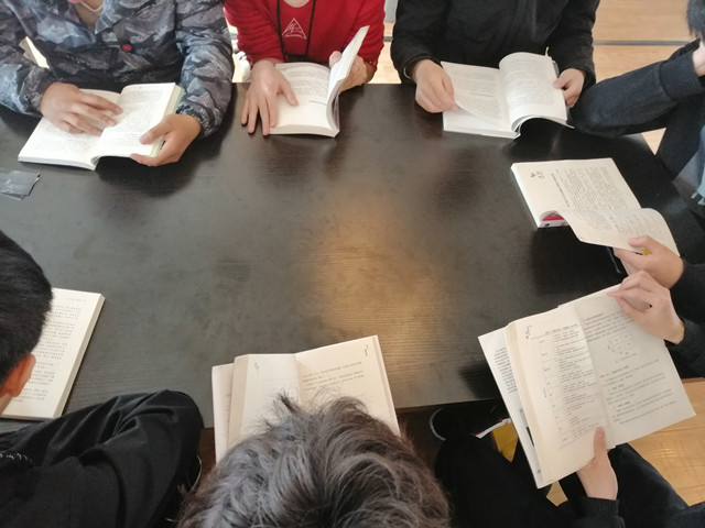 【完满班级】分享书籍 知识传递——物联1801完满班级活动