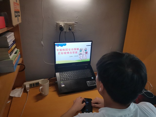 【辅导员说完满】牢筑校园安全围墙 打好疫情攻坚战——大数据学院、信息工程学院辅导员说完满