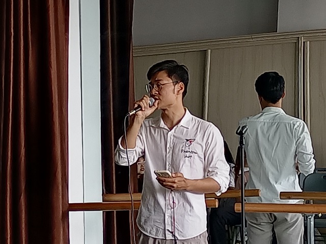 【社团开放日】心动时刻:音浪社分一只耳机给你