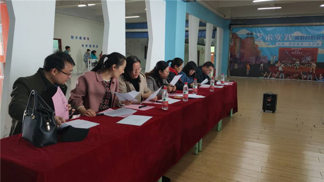 妙笔生花 共绘骨骼——食品与环境学院第二届“铮铮铁骨”骨骼手绘大赛