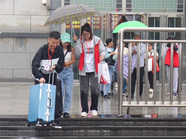 【迎新纪实】“新”心相印 淬炼与你共赴未来