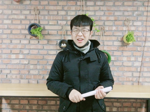 【完满班级】接力中国梦 走好新长征——食品与环境学院园林1703班观影活动