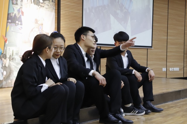 “十佳”引领 绽放完满风采——第十一季“完满班级”十佳团队答辩大会