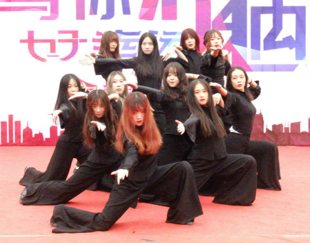 有幸你来 不负芳华——“芳华IV”舞蹈专场