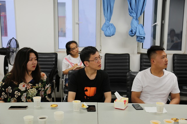 【毕业季】奋斗不息 青春前行——校团委举行2018届毕业学生干部座谈会