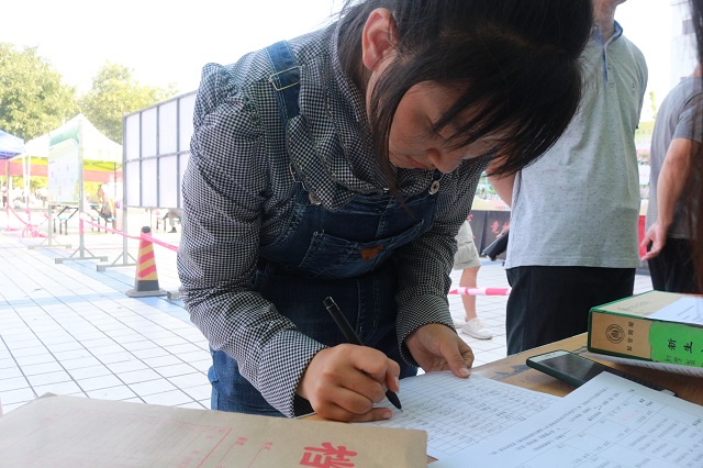 【迎新纪实】负重前行 遇见独立而成熟