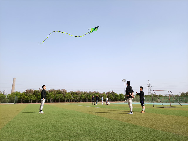 【完满班级】颜料绘制风筝 天空遥寄梦想——淬炼商学院会计1904班完满班级活动