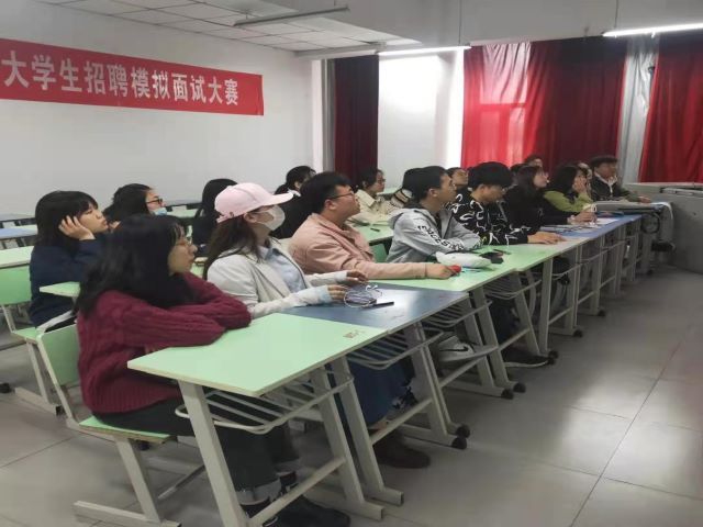 【完满班级】学习雷锋好榜样 快乐成长正航向——艺术传媒学院动画2002班主题活动