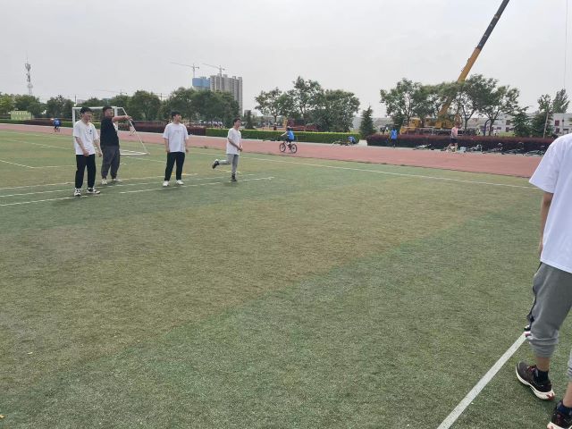 【完满团支部】激情沙包 运动你我——大数据学院、信息工程学院计科2102班完满团支部活动