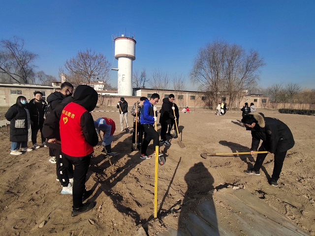 学农耕文化 育悯农“粮心”——记远景学院青年志愿者协会“播种-养育-分享”活动顺利举办