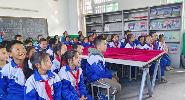 智能学子与“两弹一星” 跨越两个世纪的精神传承